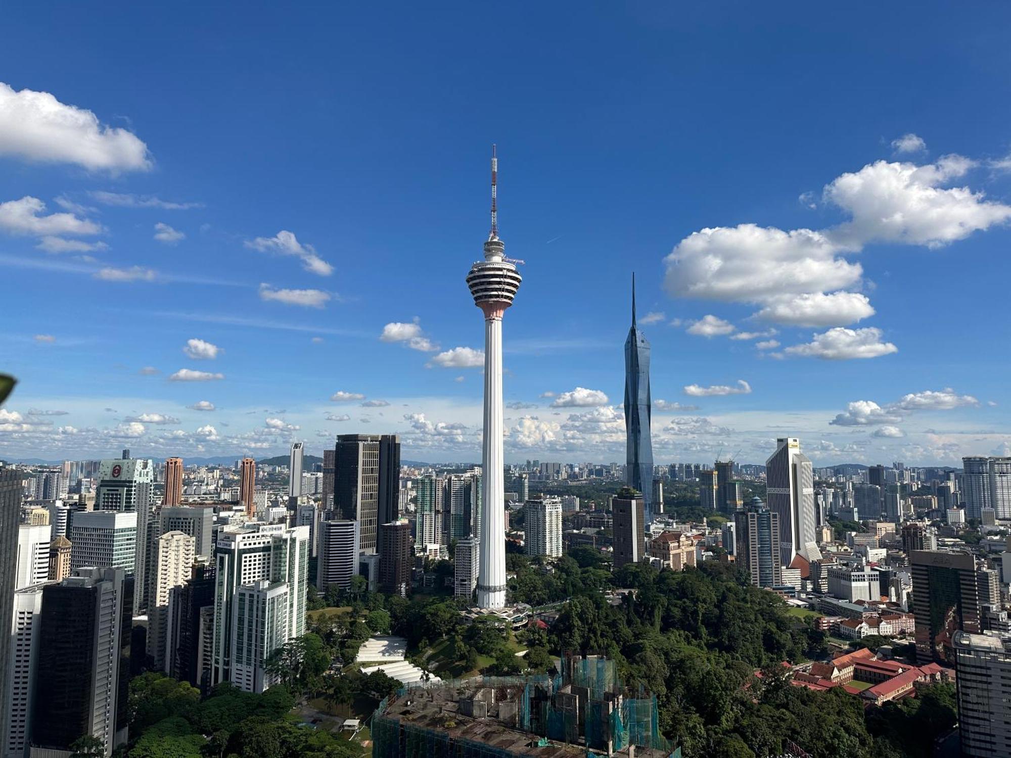 Апартаменты The Platinum Kuala Lumpur By Cozy White Экстерьер фото